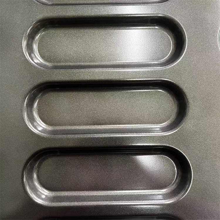 7 Inch Drawn Hoagie Roll Pan