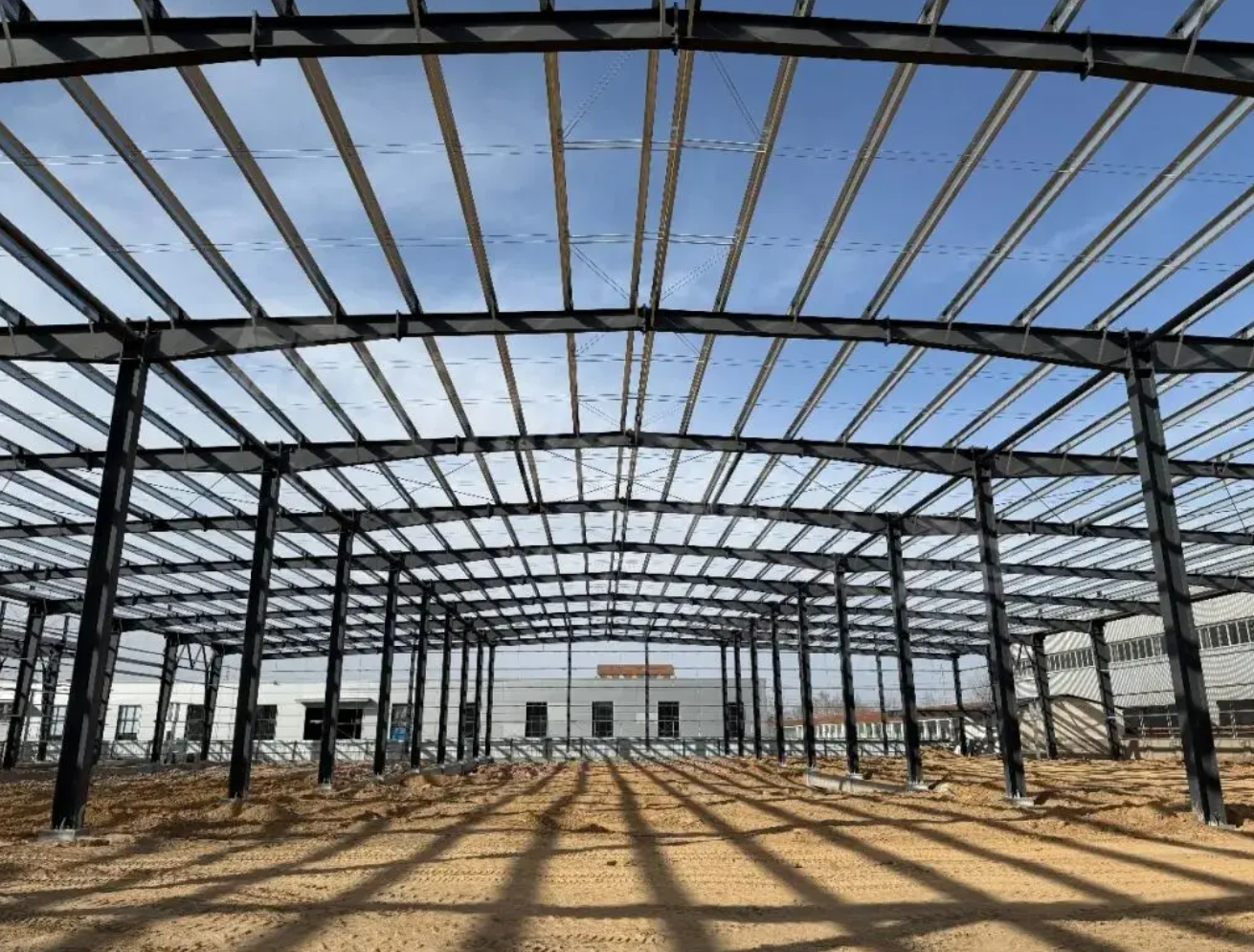 Steel Workshop With Overhead Crane Steel Workshop With Overhead Crane