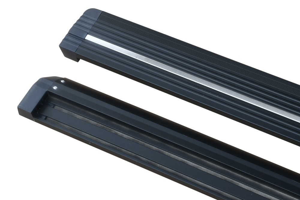 Aluminum Heavy-Duty Pickup Truck Running Boards & Off-Road Side Steps