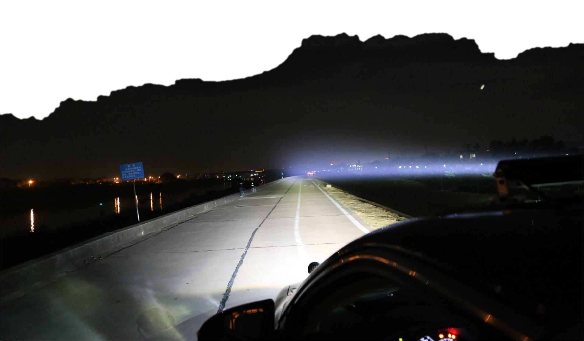 Off-Road LED Light For Pickup Trucks