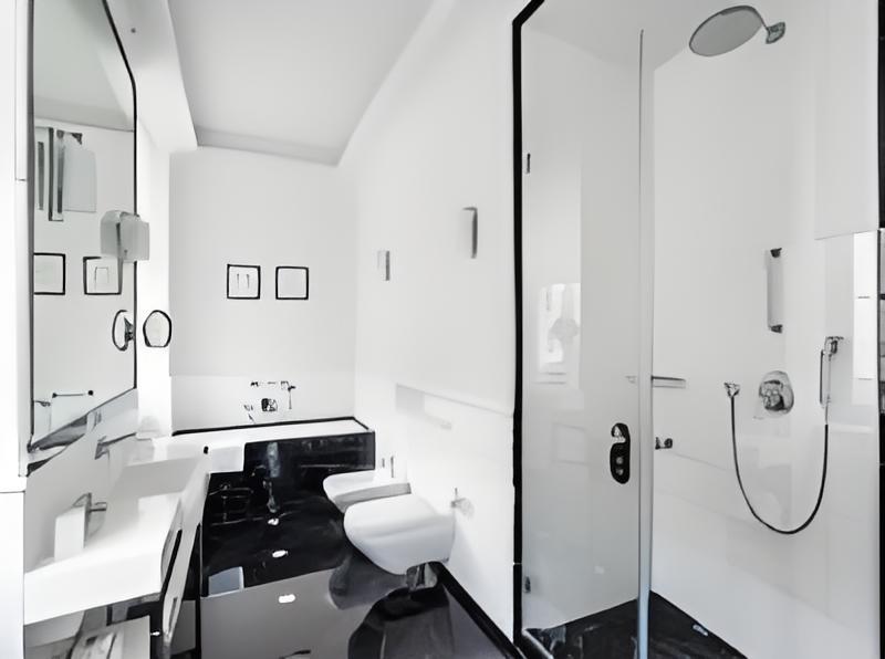 Hotel Bellotto Warsaw Decorative Mirrors