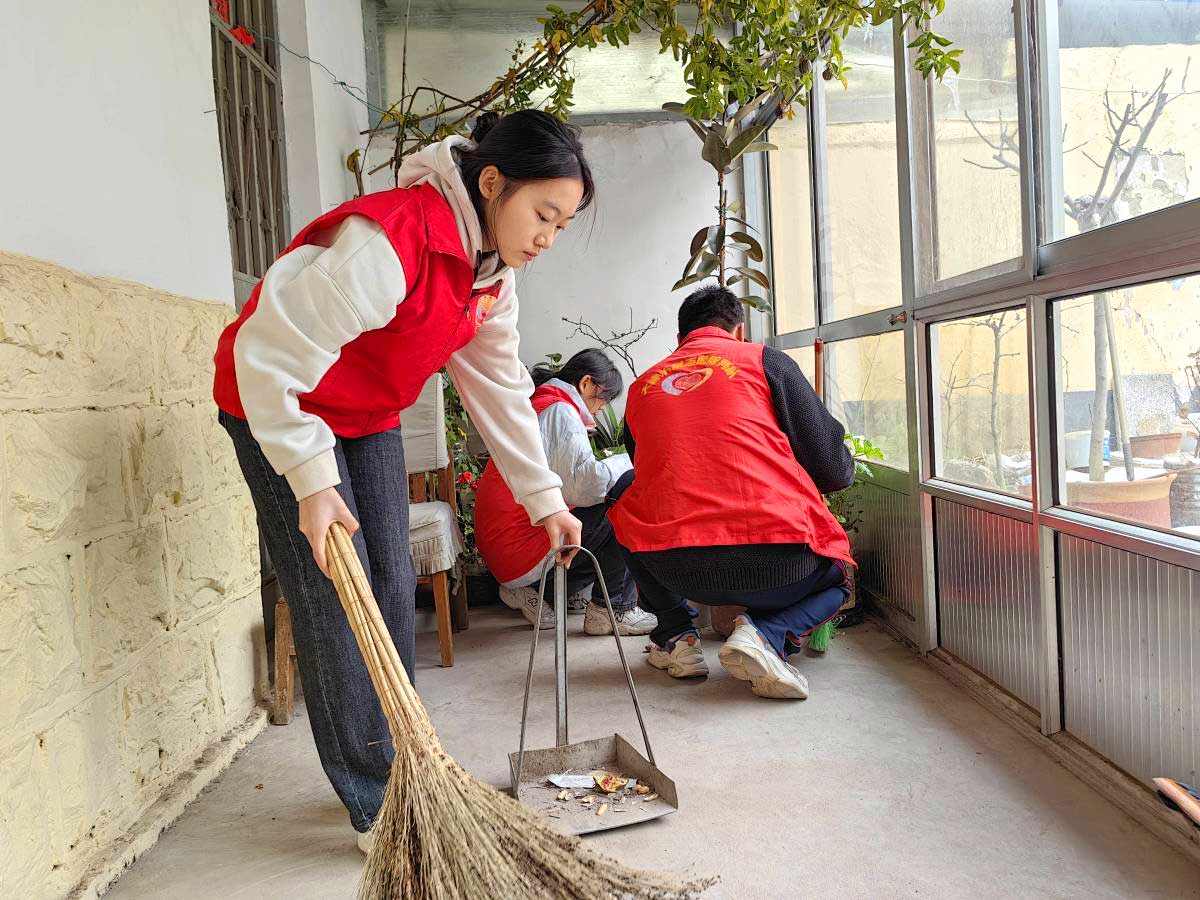 Help Society by Participating in Public Welfare Activities