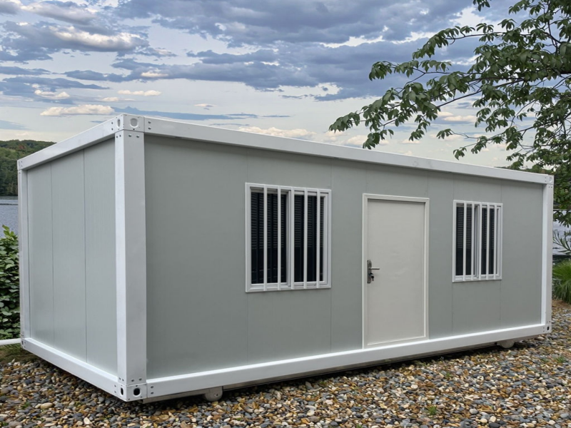 What Are the Advantages of a Detachable Container House?