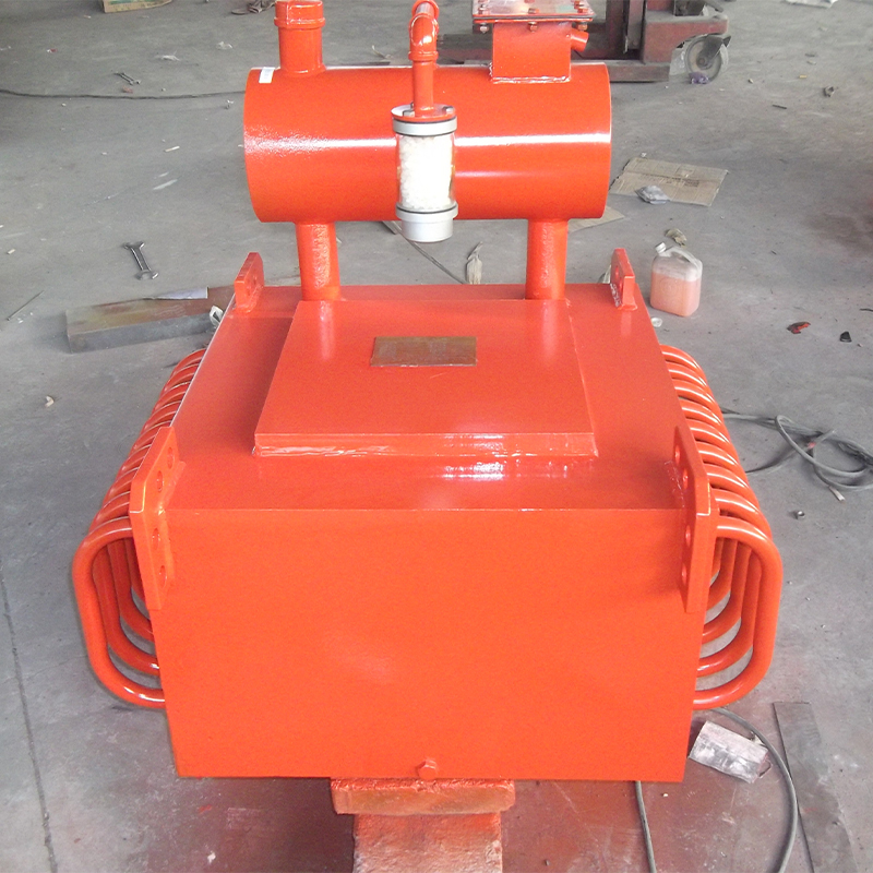 Suspended Electric Self Cleaning Oil Cooled Magnetic Separator
