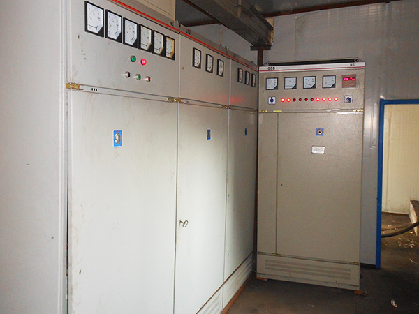 distribution box.jpg