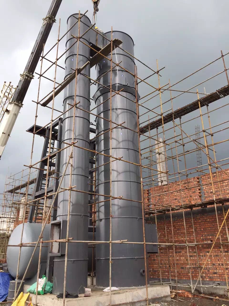 twin tower water film desulfurization tower