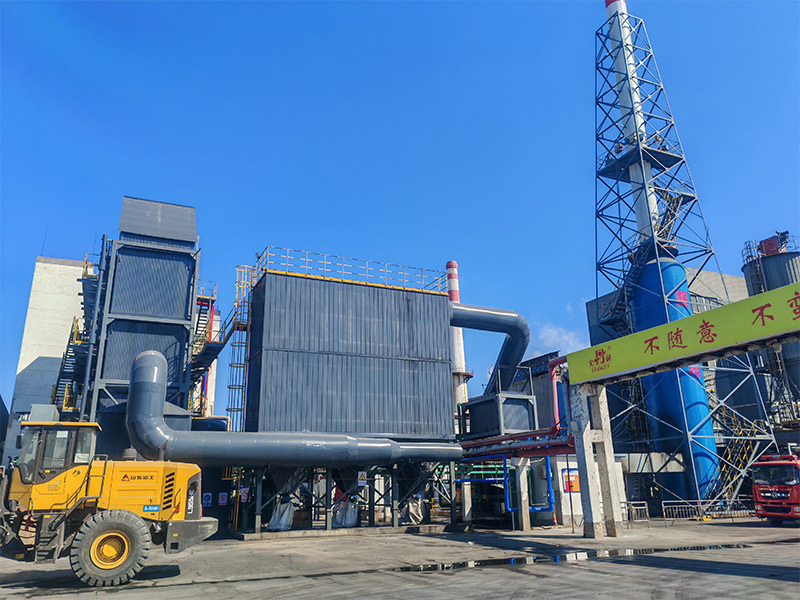 Sistem gabungan siklon multi-tabung + penghapus debu kantung