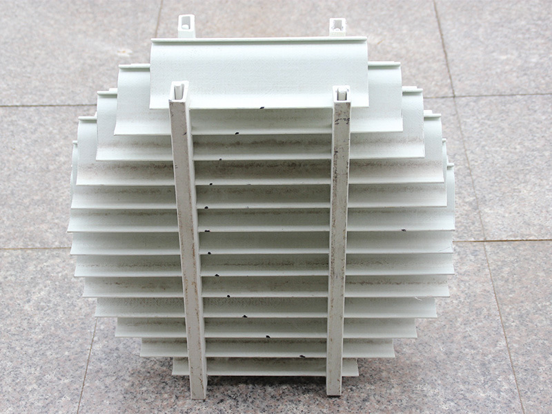 مزيل ضباب ذو لوحة حاجز