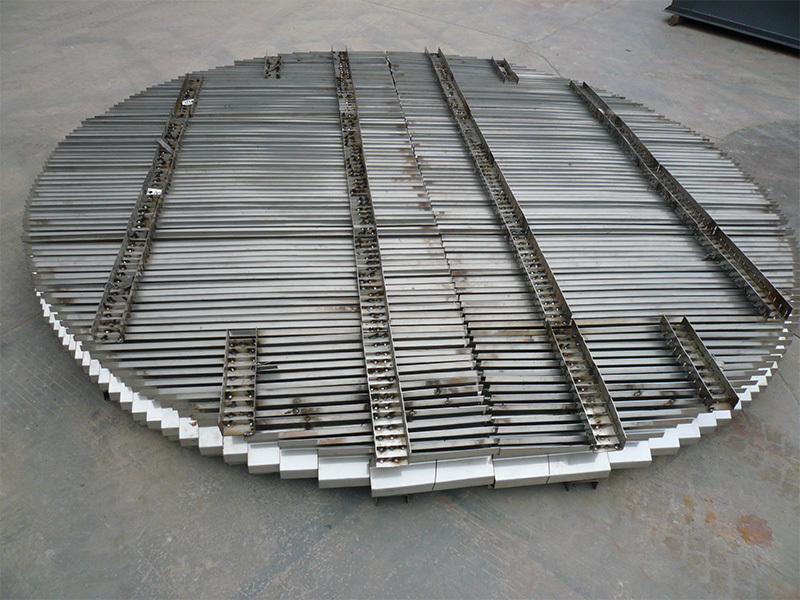 Зэвэрдэггүй ган хаалт