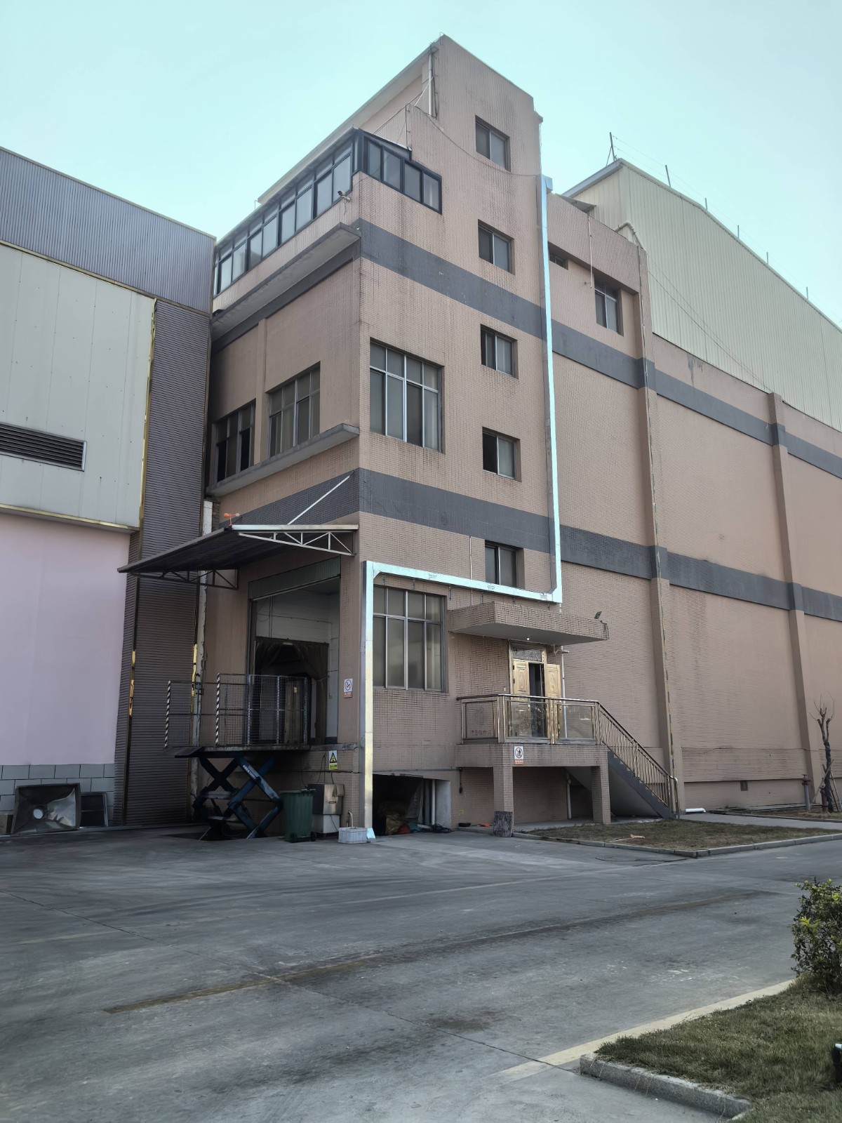 JINDEFU Factory Security Booth - 24/7 safety monitoring