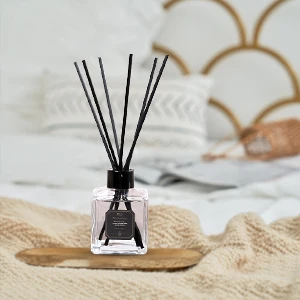 Factory New Design High Quality Home 150ml Aroma Bloom Diffuser Reed Diffuser with Rattan Stick