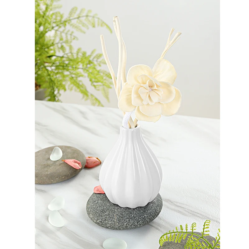 Free Sample Luxury Home Decor New Perfume Fragrance Fibre Stick Black Fireless Glass Reed Diffuser Car air Freshener