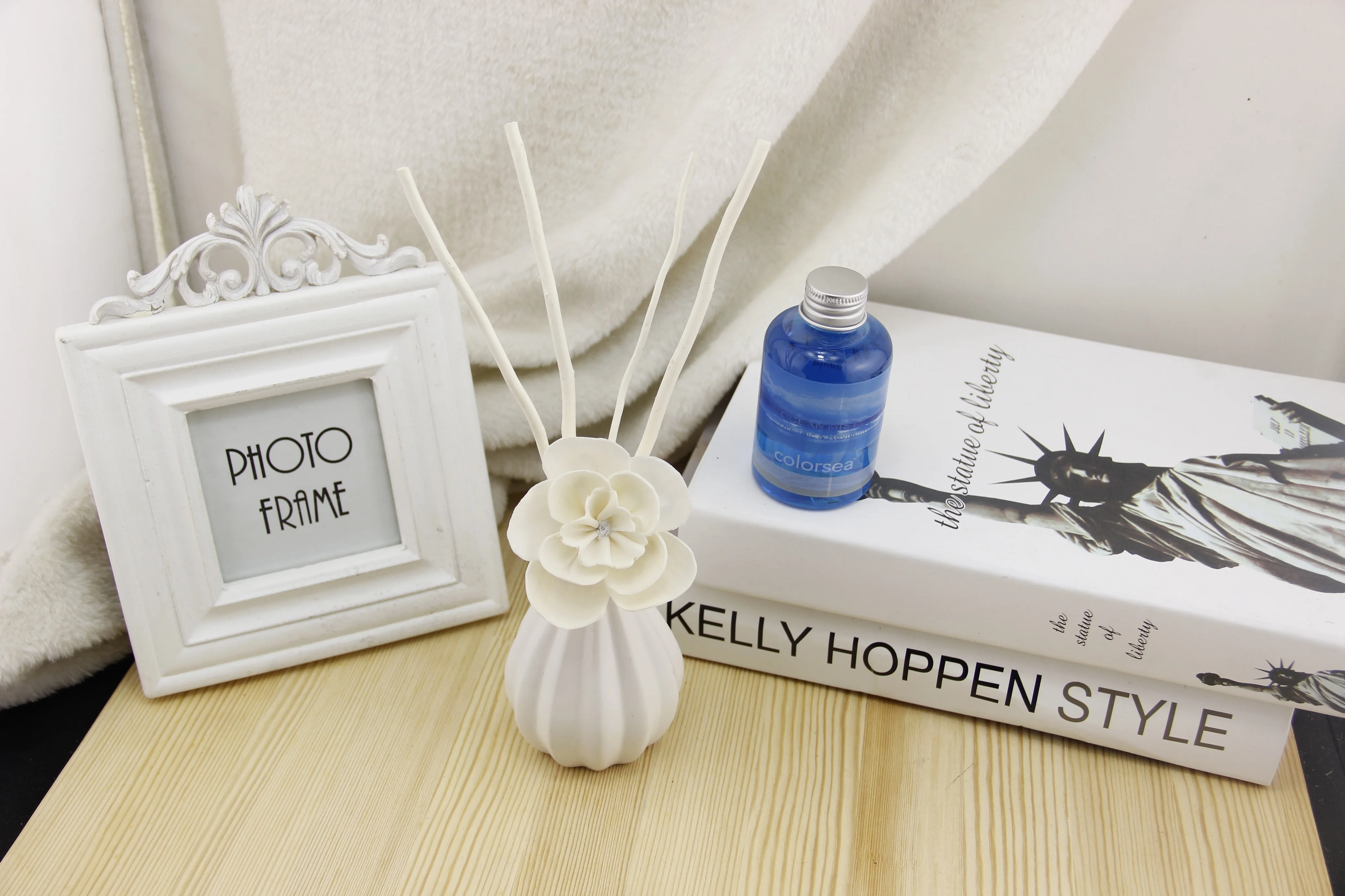 Free Sample Luxury Home Decor New Perfume Fragrance Fibre Stick Black Fireless Glass Reed Diffuser Car air Freshener