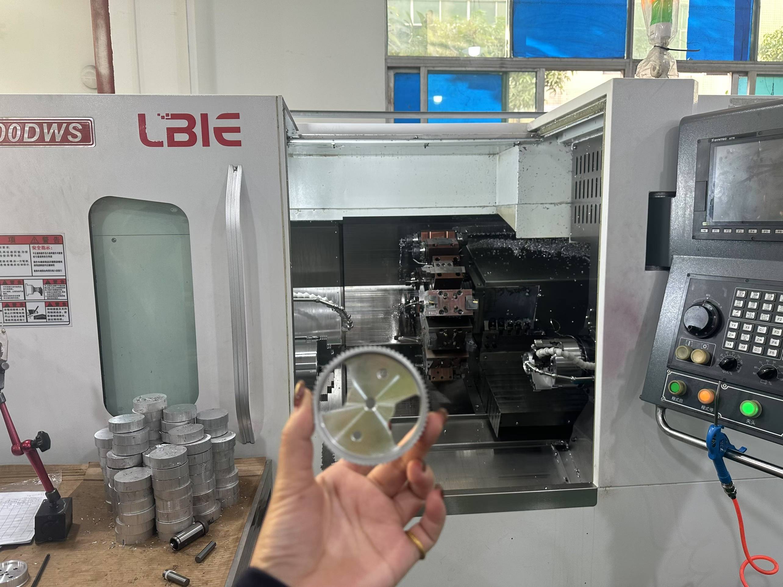 High Precision Twin Spindle CNC Lathe High Precision Without Y-Axis