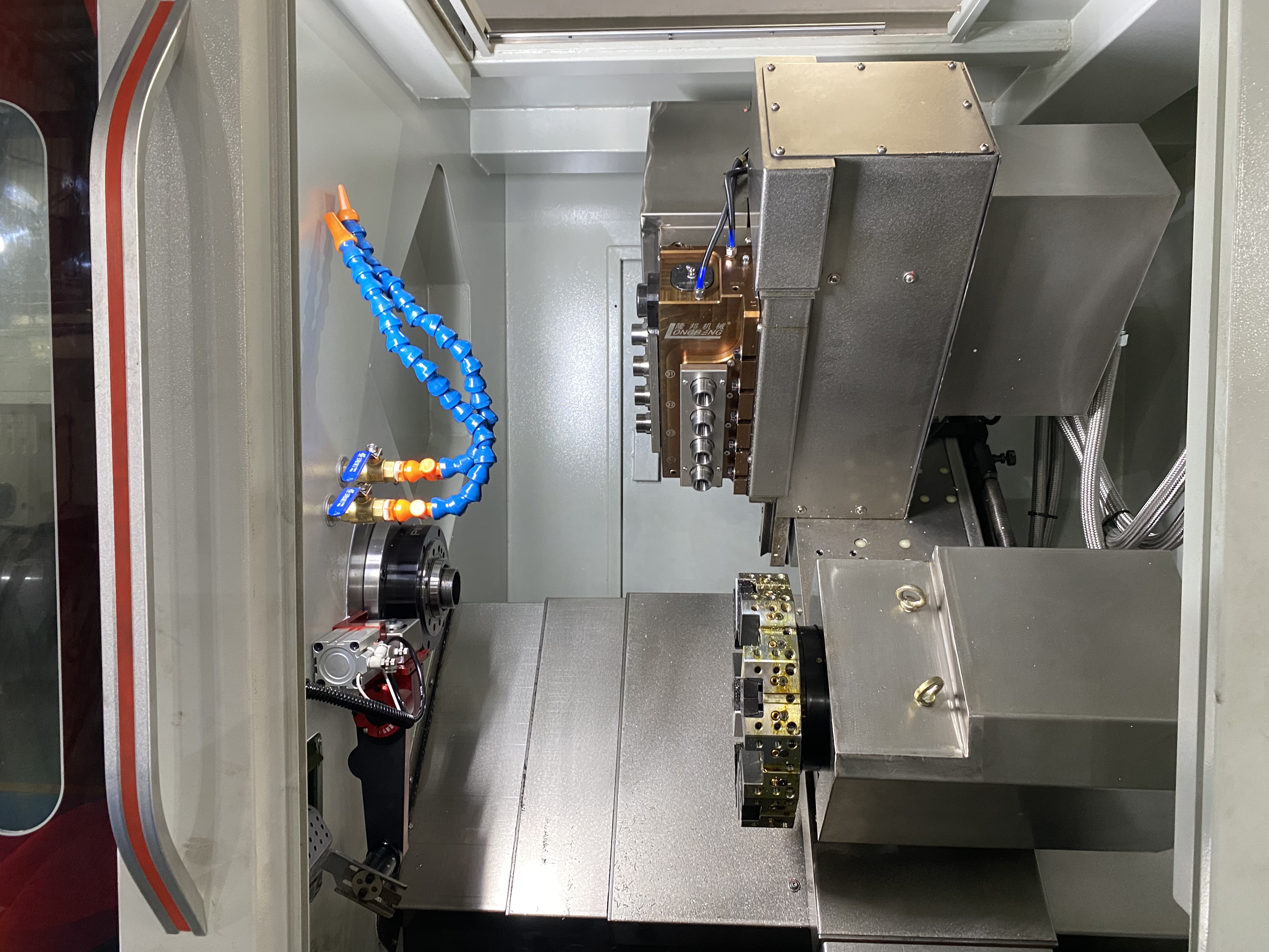 Heavy Duty CNC Turning Center With 4+4 Live tool