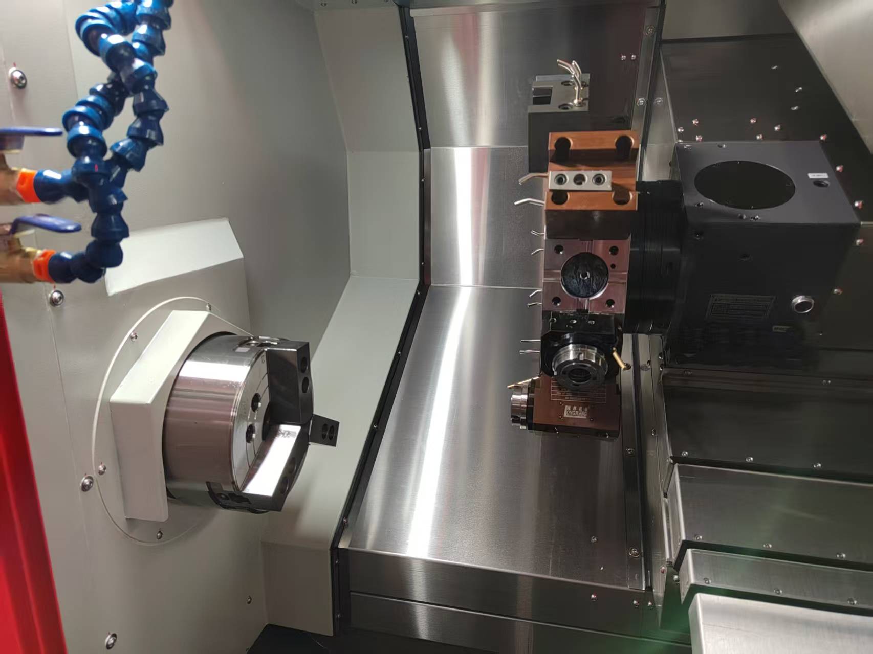 Interpolated Y-axis Turning And Milling Centers