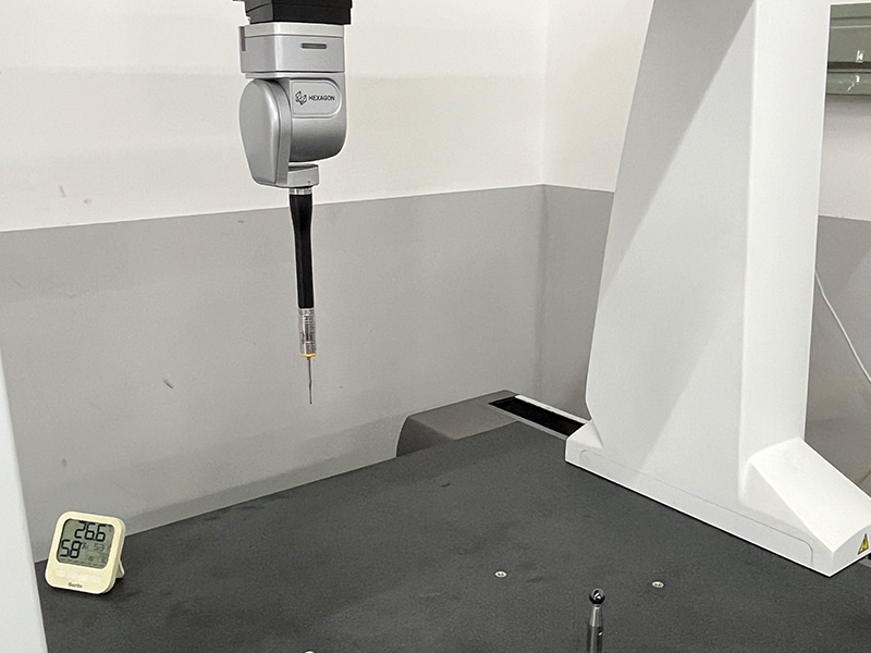 Driven tool machine