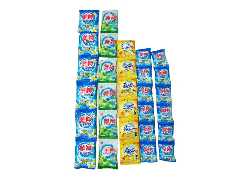 Small sachets package detergent powder with tide essence