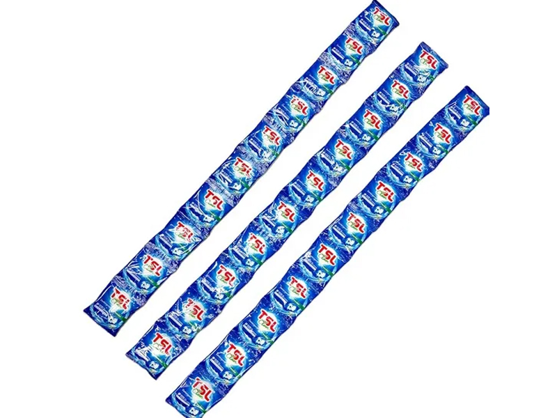 Small sachets package detergent powder with tide essence