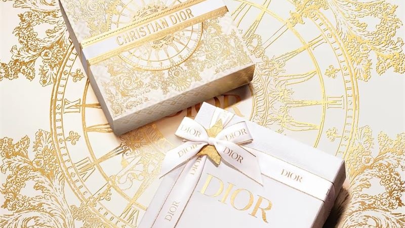 Rigid Boxes vs Folding Cartons: Which Wins for Luxury Products?