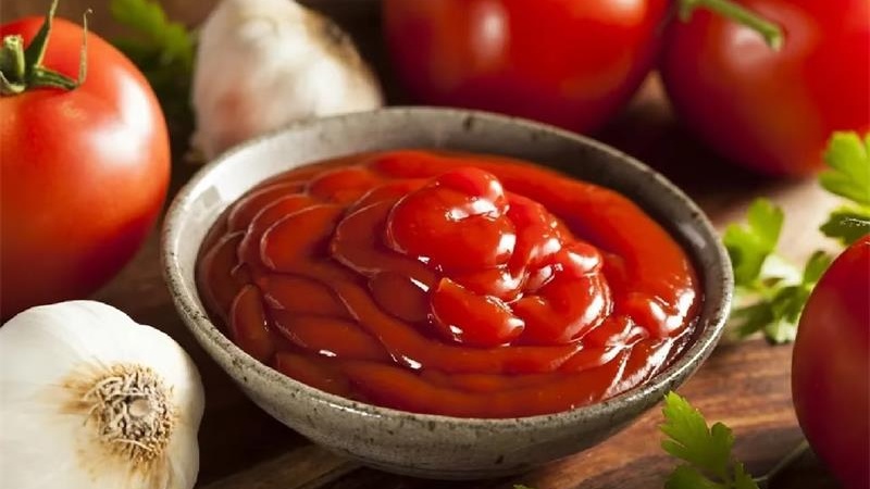 Wie der zuckerfreie Tomatenketchup ein sauberes Makeover erhielt