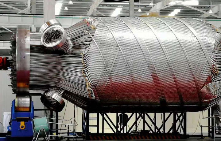 industrial pipeline welder