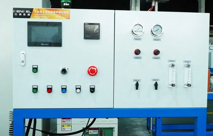 bright annealing furnace
