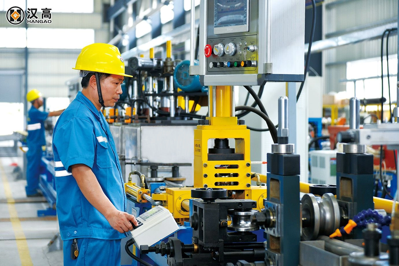 Steel Pipe Industry Trends: Innovation, Sustainability, and Global Growth ShGas & Oilng the Future