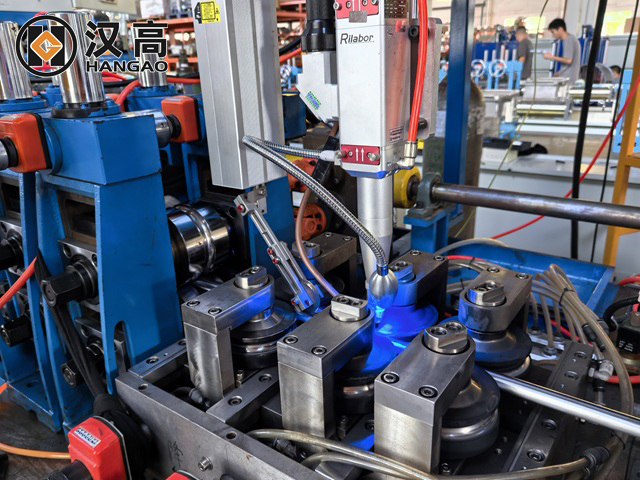 Laser welding lines