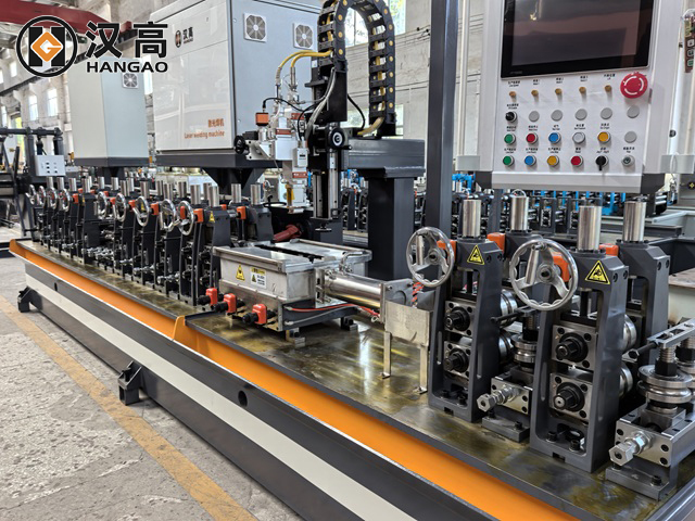 Why Is the AI Server Liquid Cooling Hose Forming Machine the Game-Changer for Modern Data Centers?
