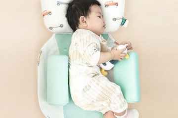 Why Infant Anti-Roll Safe Side Sleeping Pillow Matters?