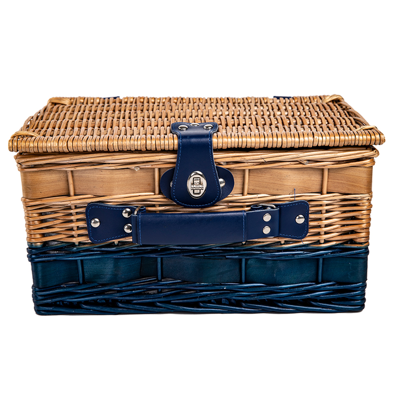 4 Person Picnic Basket with cooler compartment