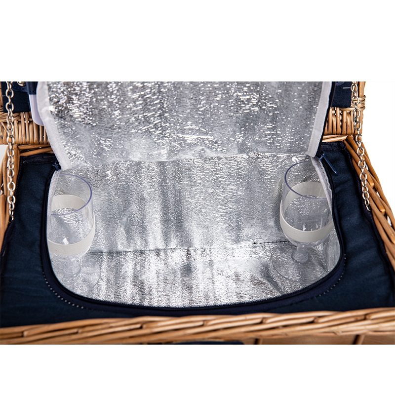 4 Person Picnic Basket with cooler compartment