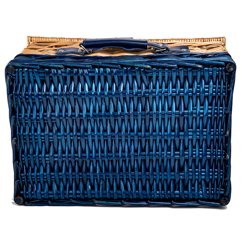 4 Person Picnic Basket with cooler compartment