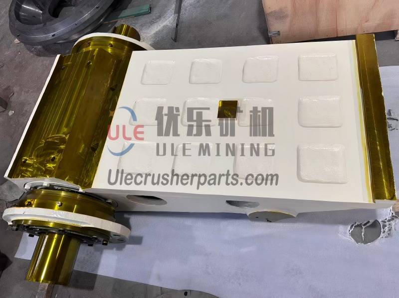 C80 矿用颚式破碎机连杆组件 UL-908619