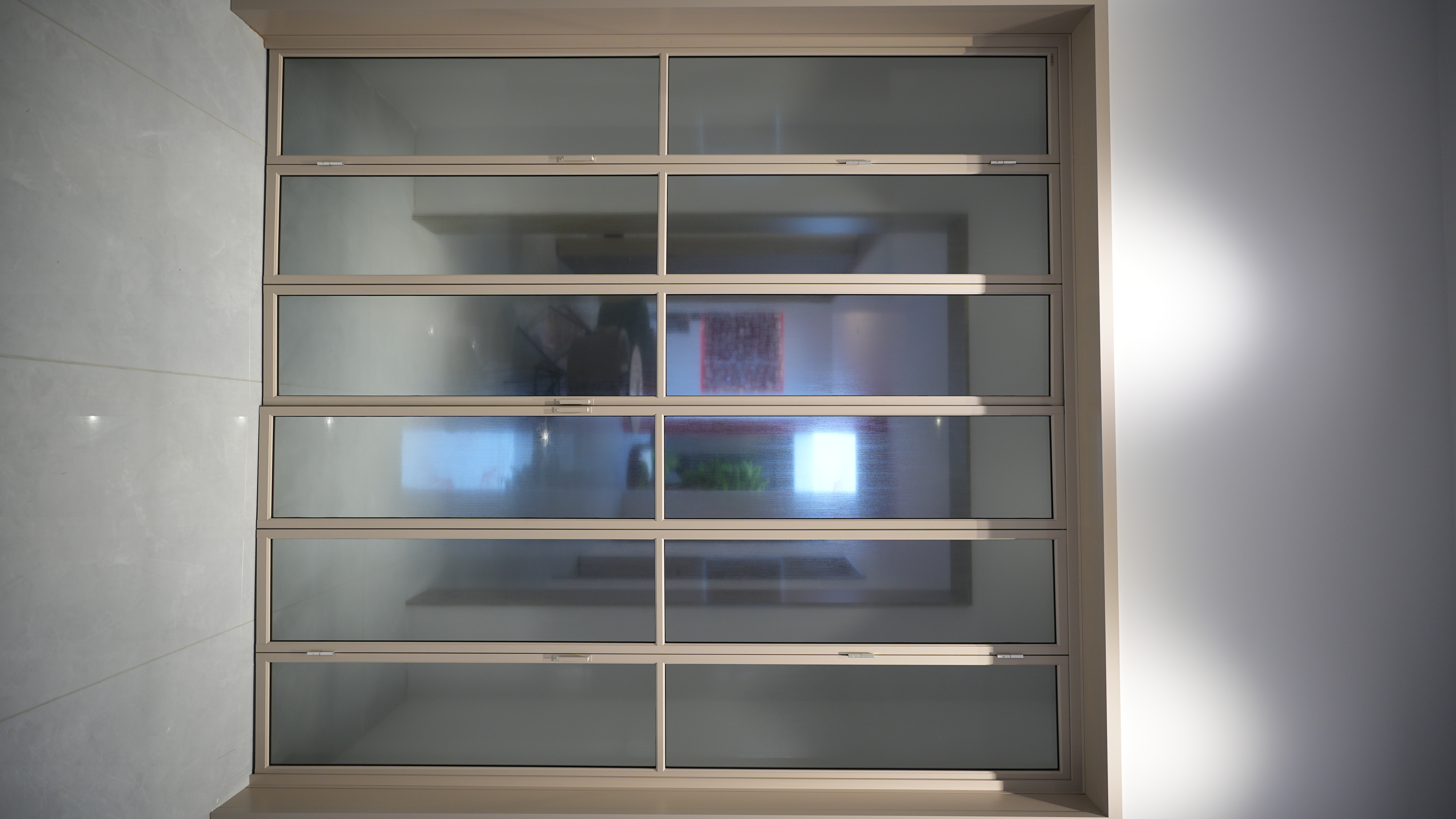 Quiet alu alloy glass folding door