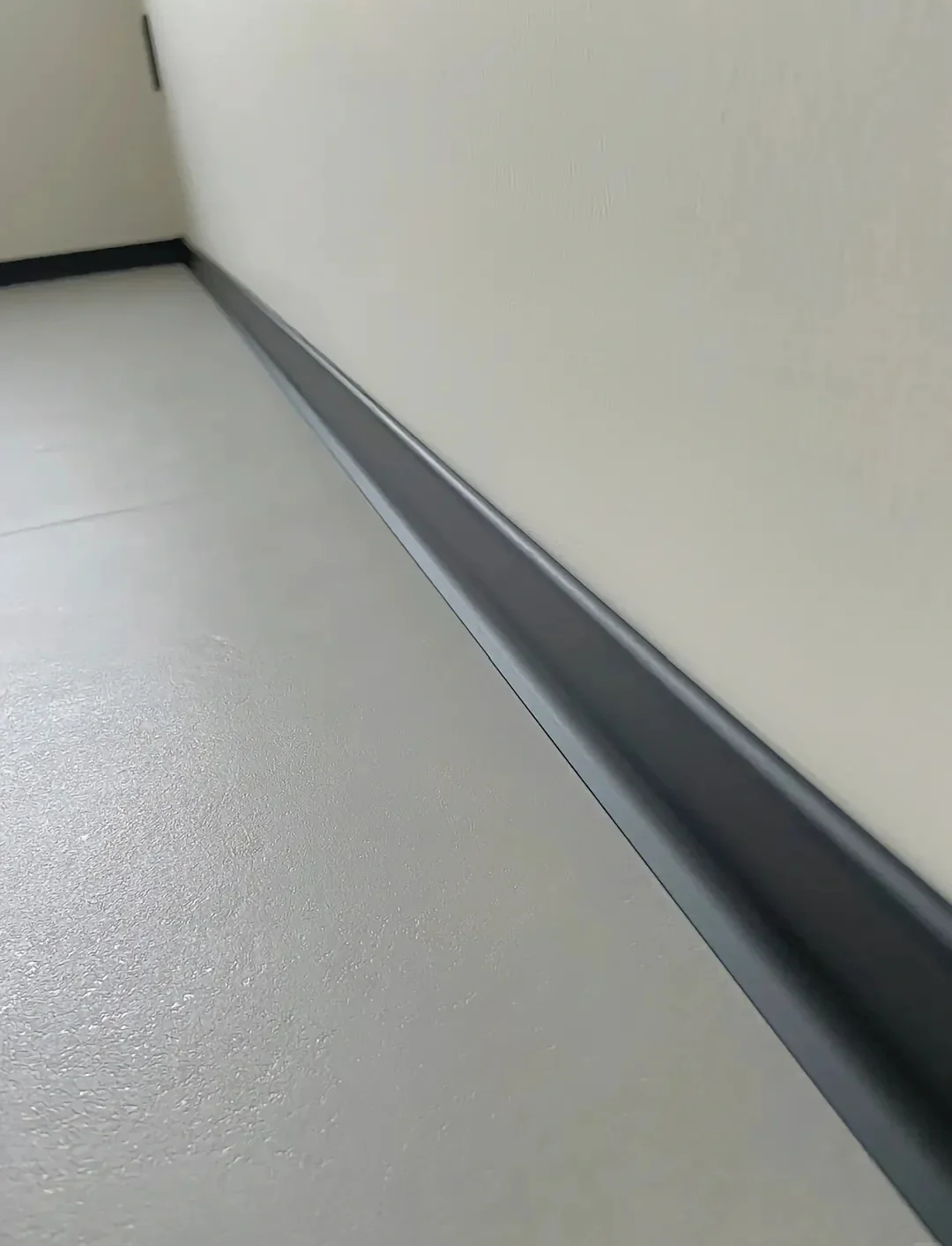 Aluminum Base Molding Trim Aluminum Base Molding Trim