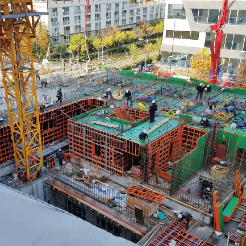 Steel-framed formwork