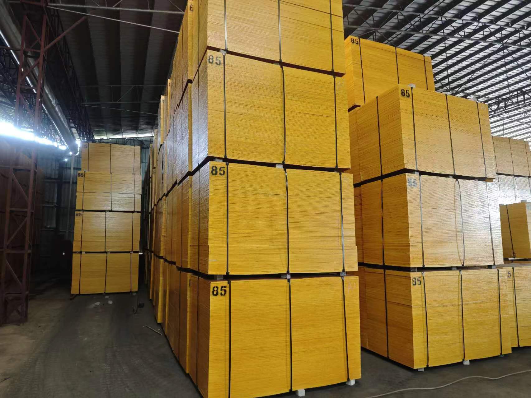 PLYWOOD FORMWORK