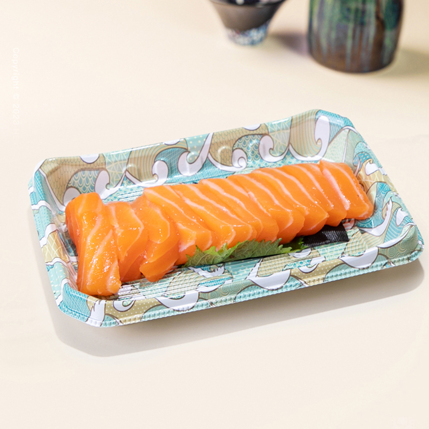 Disposable waves sushi bento box