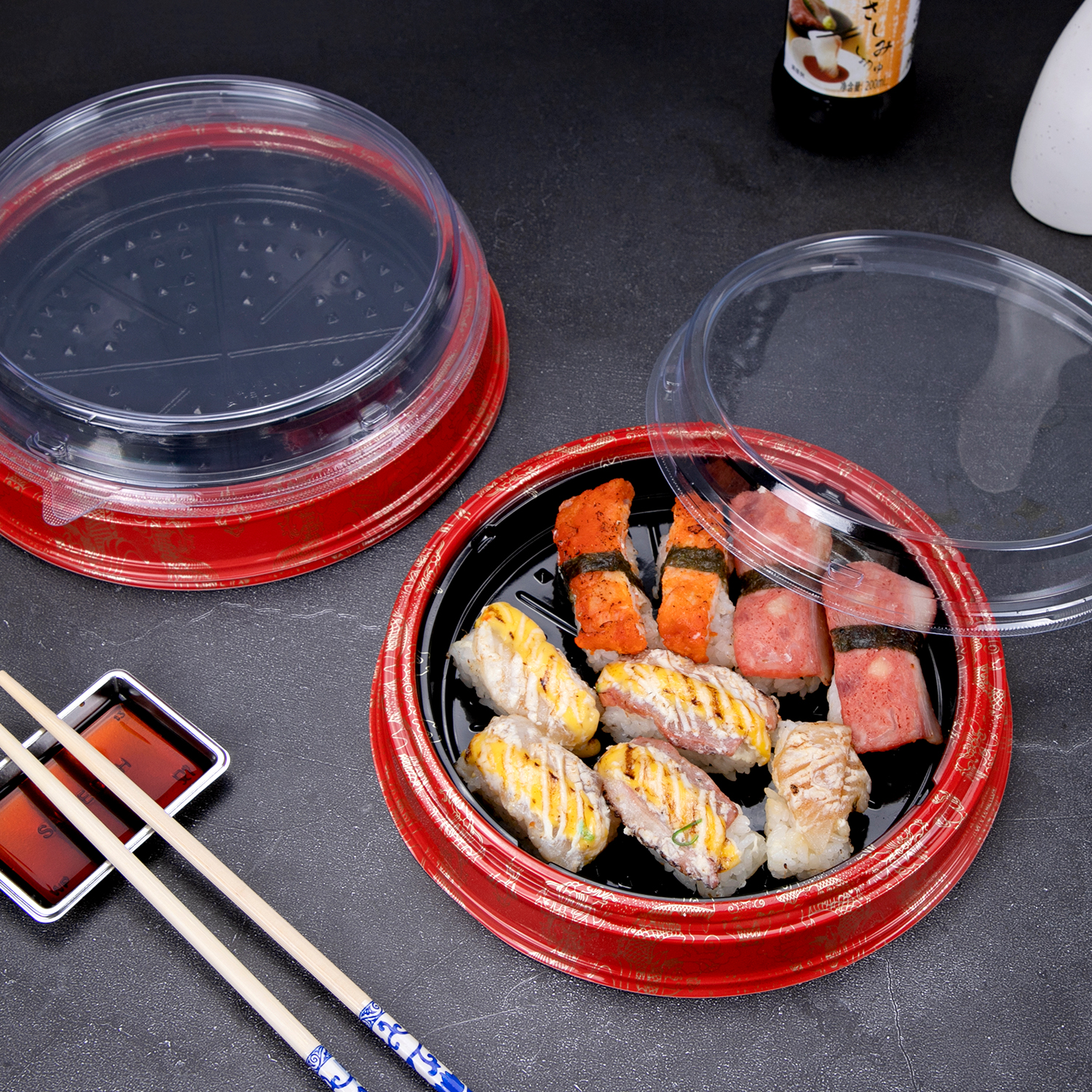 Disposable circular sushi box