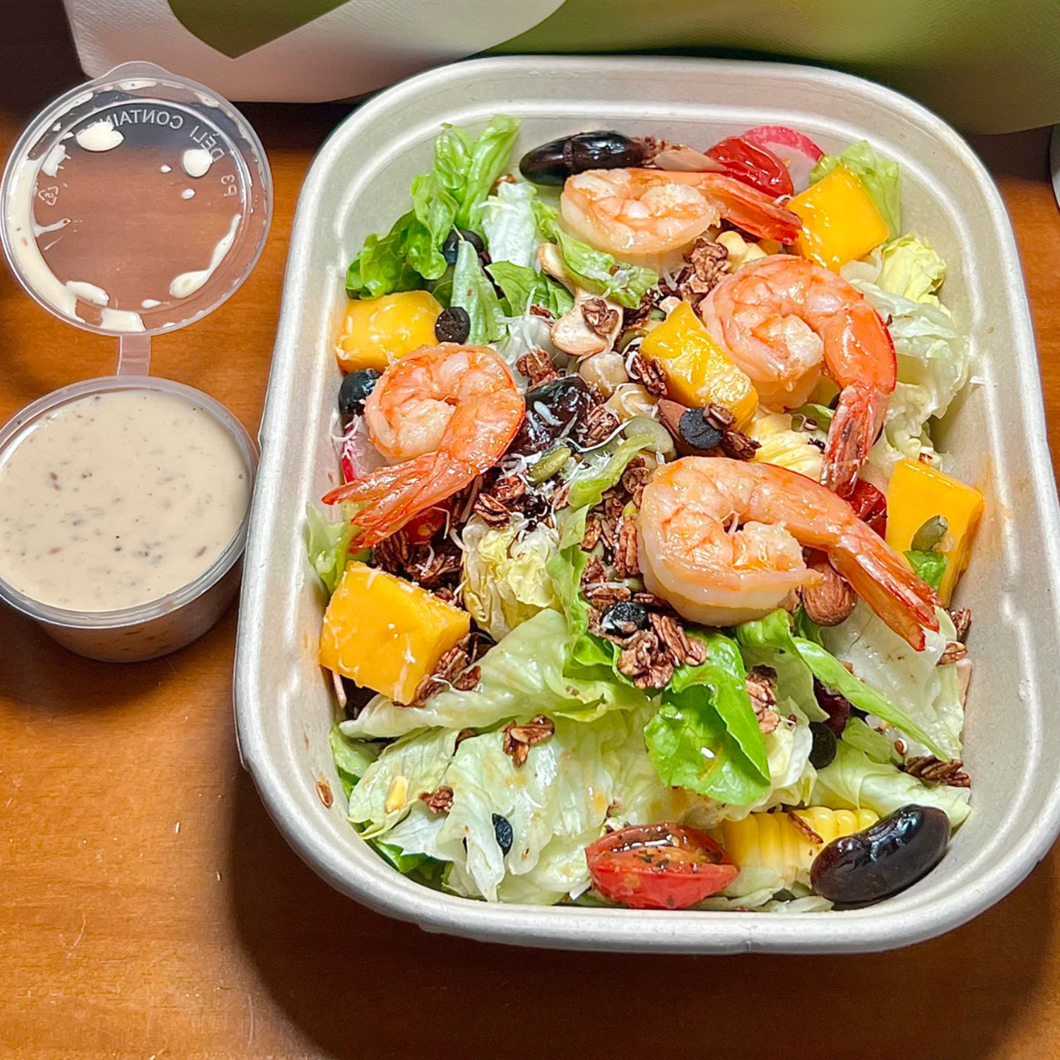 Disposable pulp salad packaging box