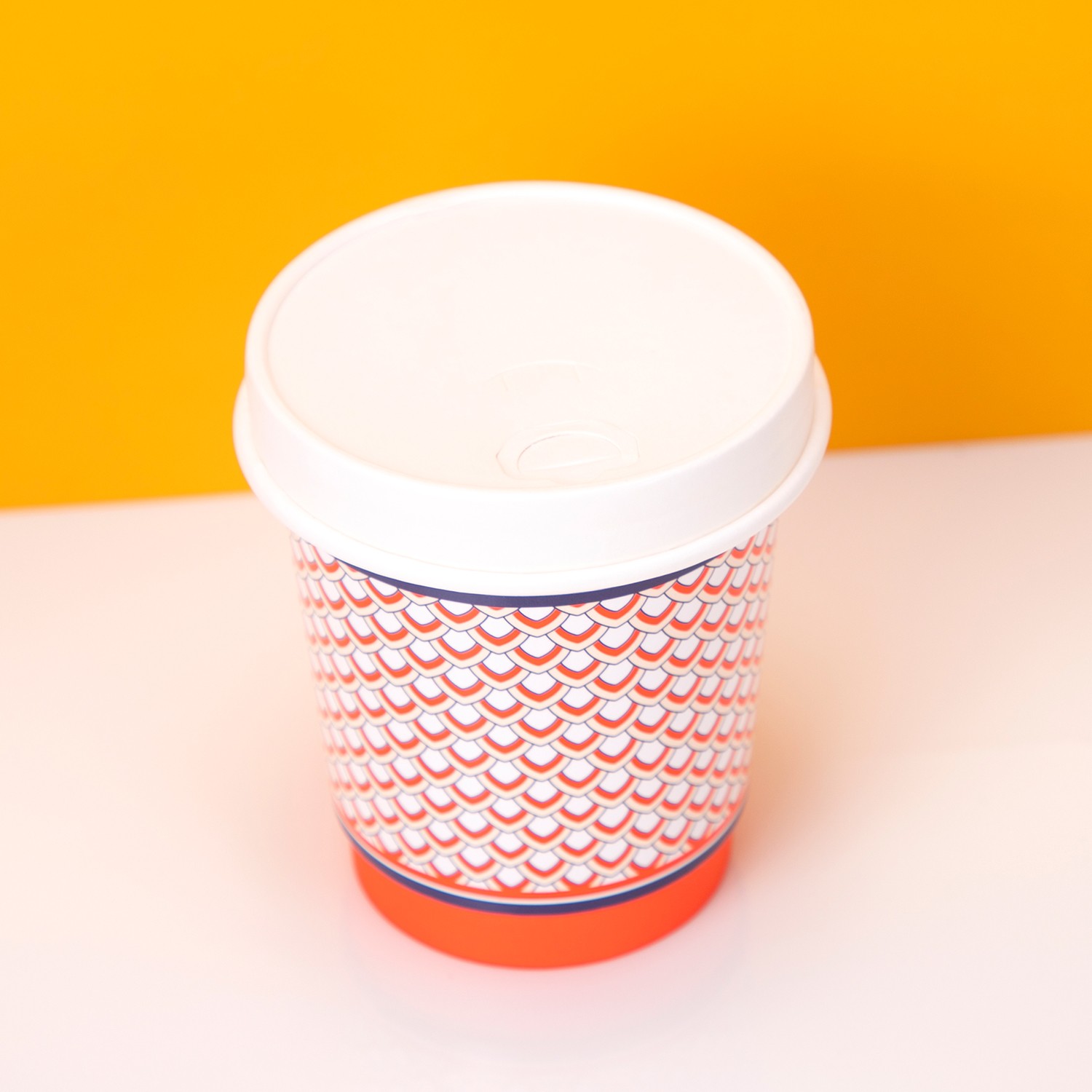 disposable coffee cups with lids