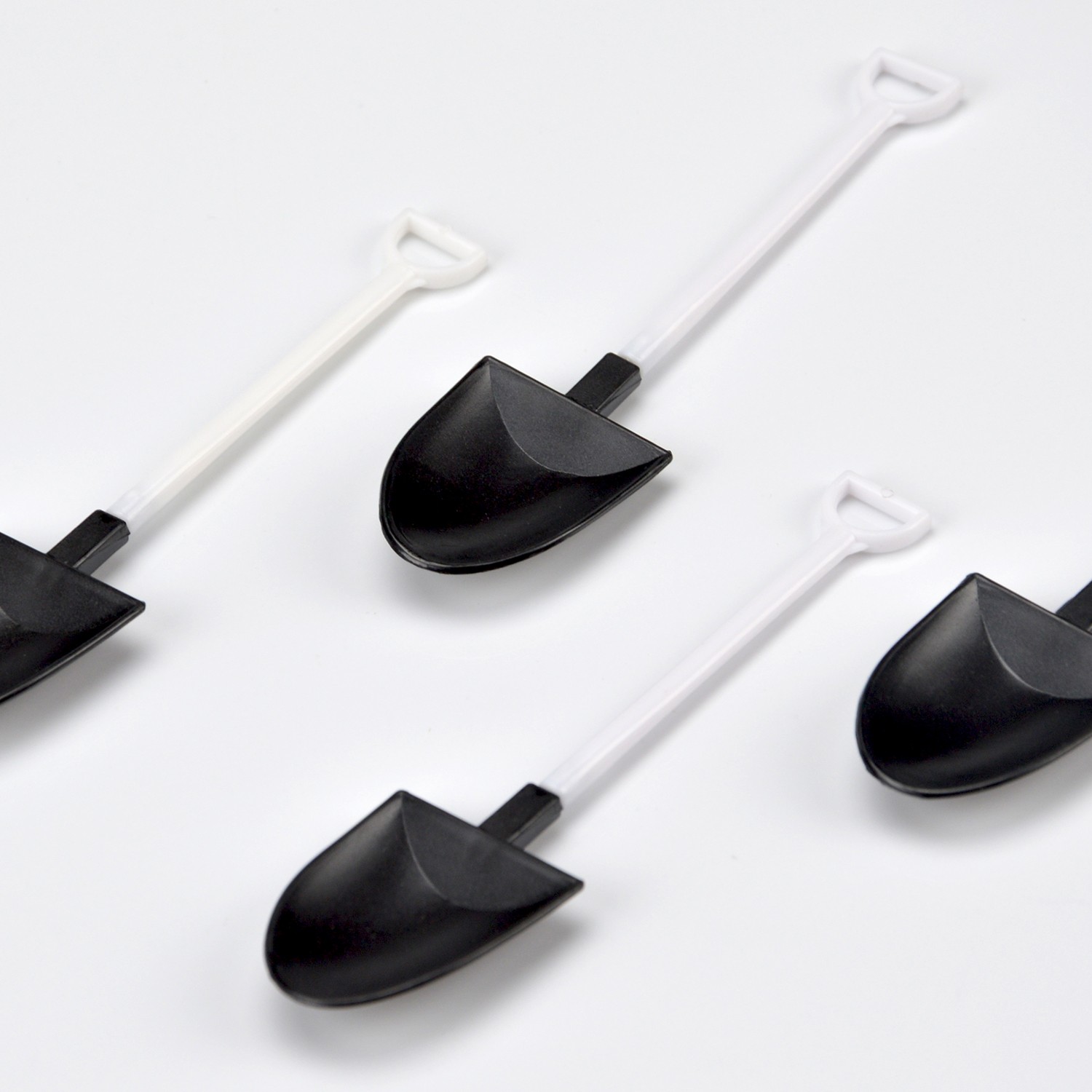 yogurt spoon