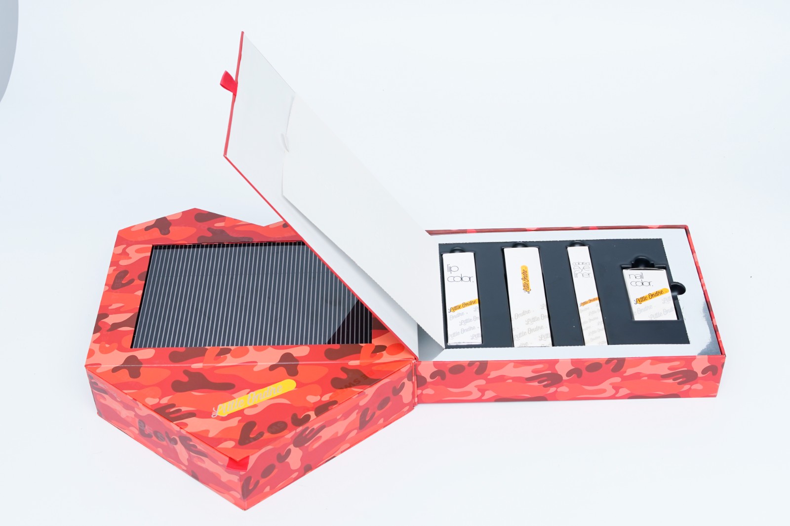 Little Ondine Lenticular Gift Box