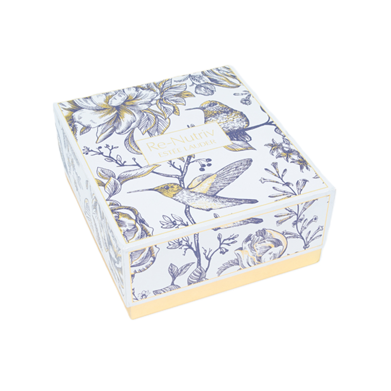 Estée Lauder Gift Box
