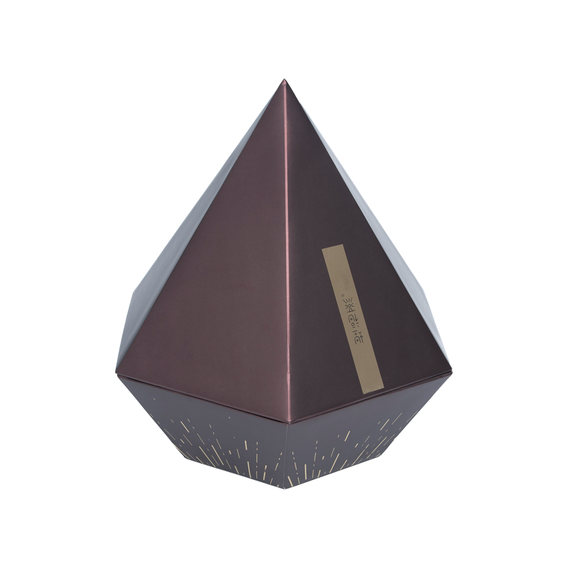 Diamond Shaped Gift Box
