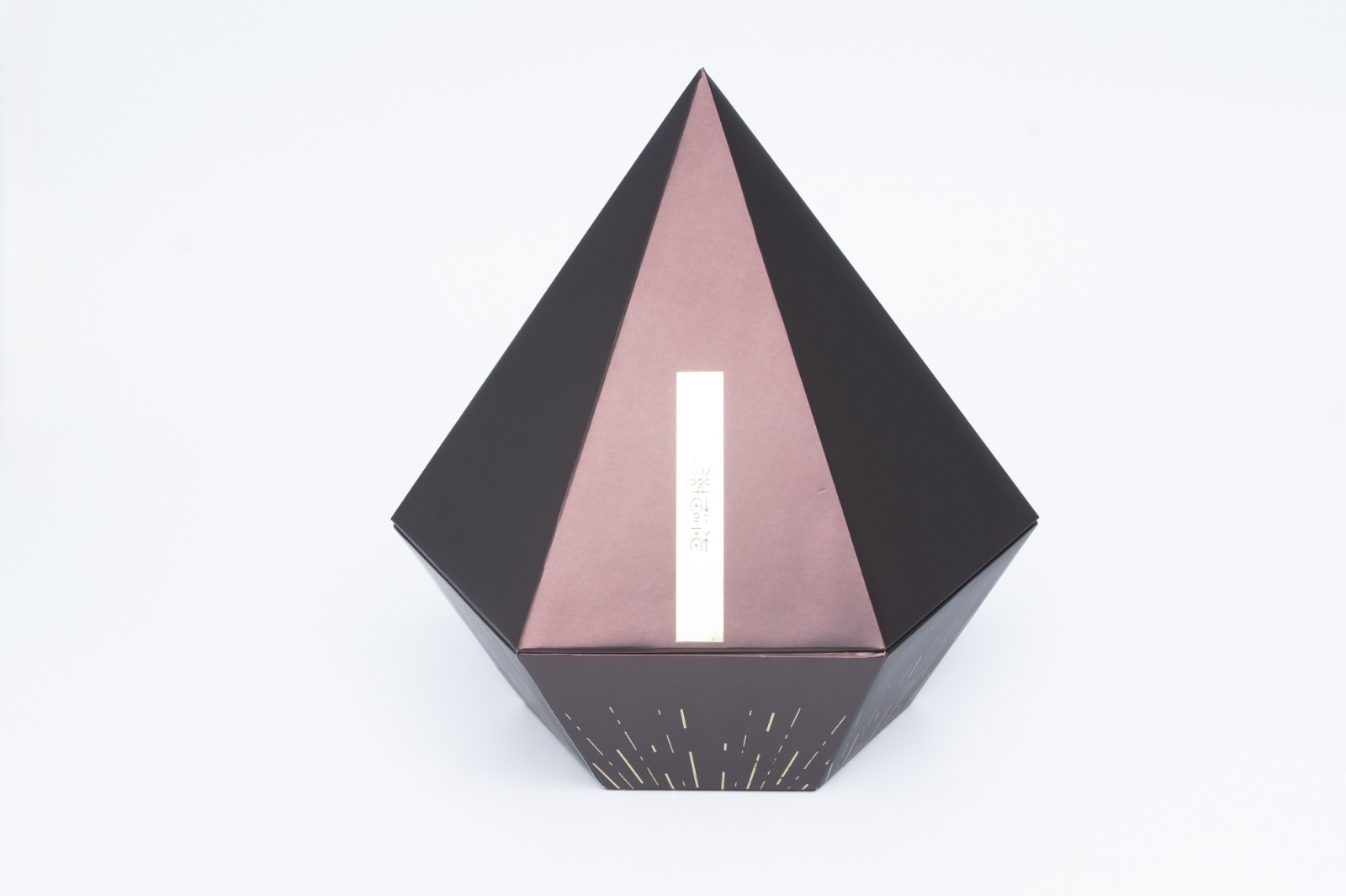 Geometric Faceted Packaging Box
