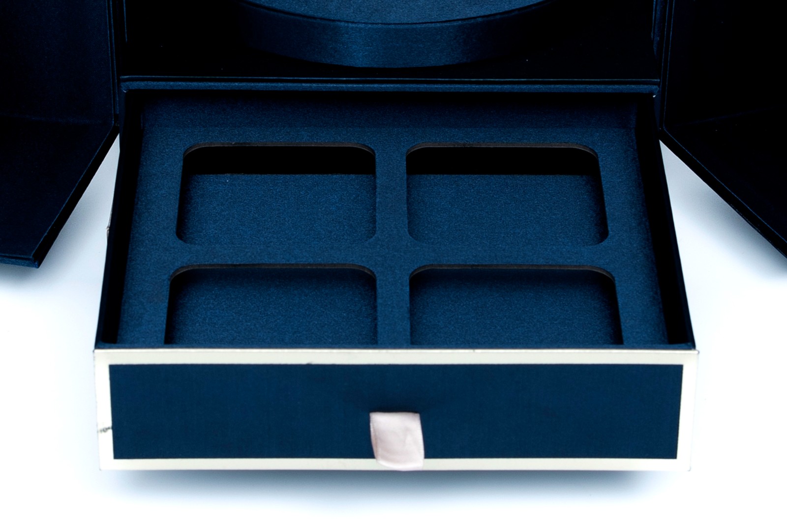 HW Luxury Mid-Autumn Mooncake Gift Box HW Luxury Mid-Autumn Mooncake Gift Box