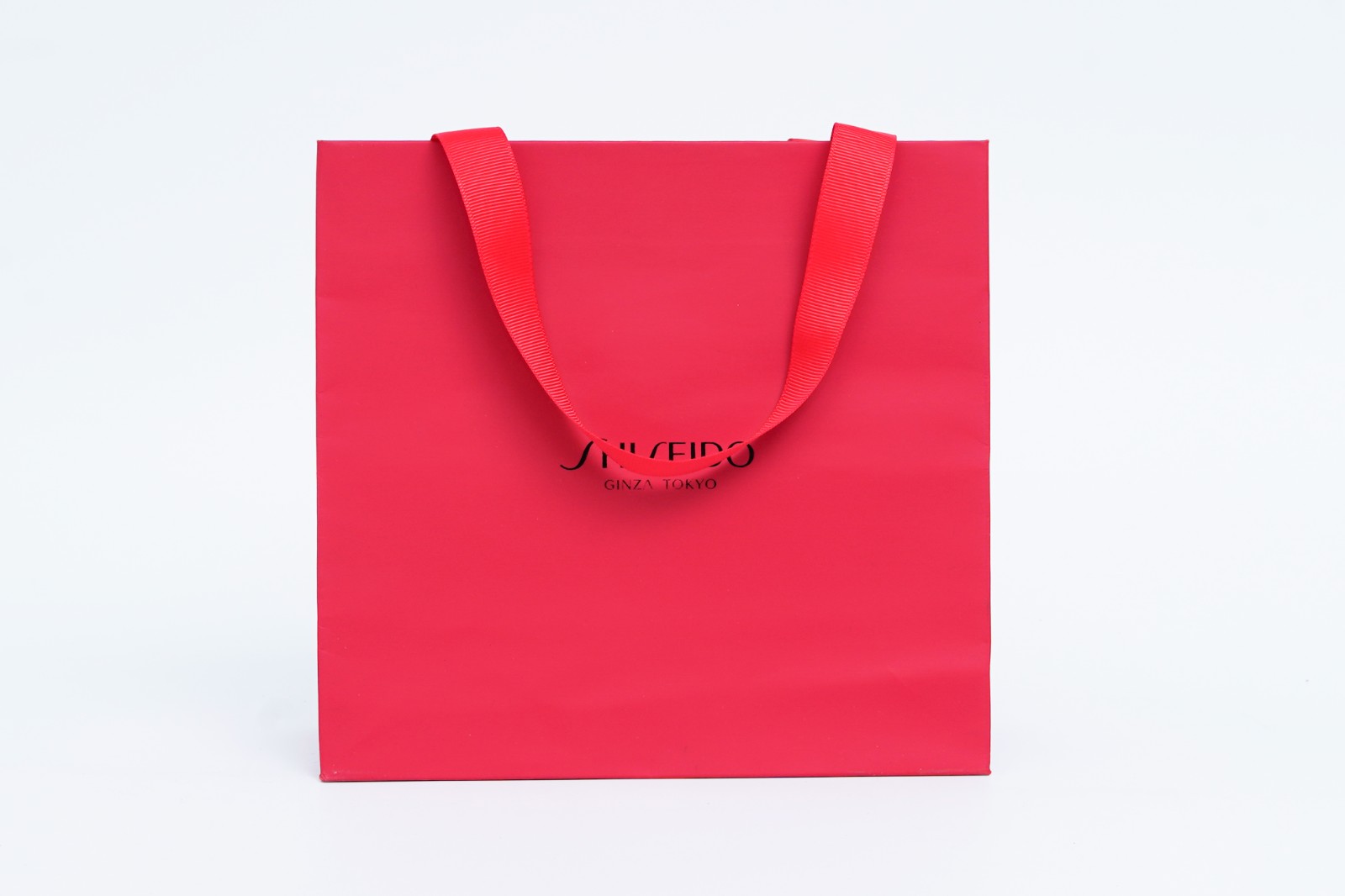 Premium Cosmetic Retail Carrier